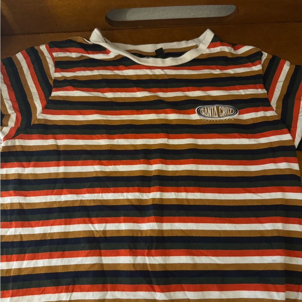 Men’s multicolored T-shirt